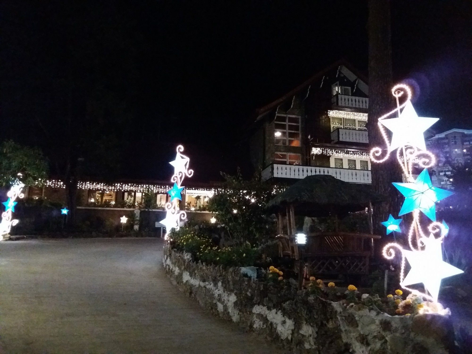 Log Cabin Hotel - Safari Lodge Baguio Baguio City Exterior photo