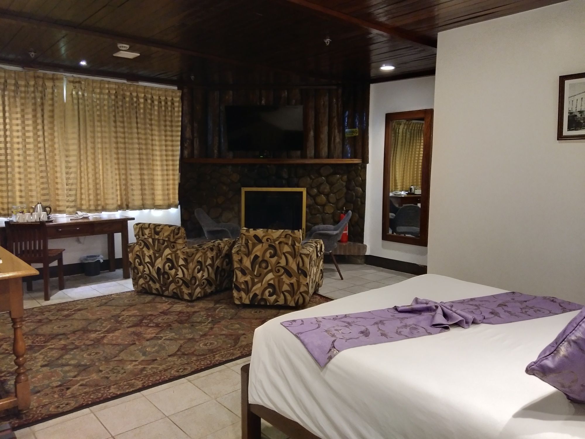 Log Cabin Hotel - Safari Lodge Baguio Baguio City Exterior photo